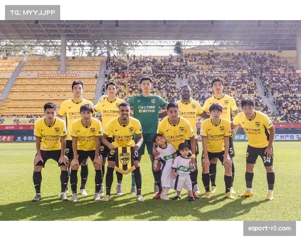 通讯：雨战中的平局，大连人与南通支云各取一分